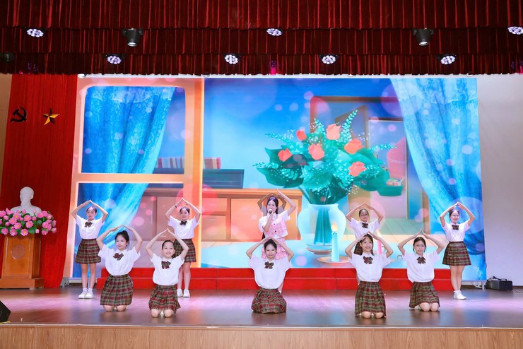 Phường Cầu Giấy biểu dương các gia đình văn hóa tiêu biểu, lan tỏa những giá trị tốt đẹp của gia đình Việt Nam- Ảnh 2.