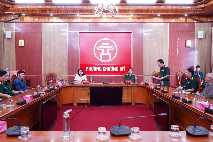 Phường Chương Mỹ công bố quyết định hỗ trợ xây dựng nhà tình nghĩa tặng thương binh Nguyễn Xuân Hòe- Ảnh 1.