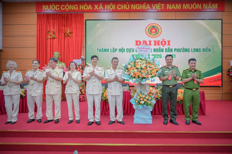 Đại hội thành lập Hội Cựu Công an nhân dân phường Long Biên nhiệm kỳ 2026 - 2031: Đoàn kết - Trách nhiệm - Kỷ cương - Phát triển- Ảnh 5.