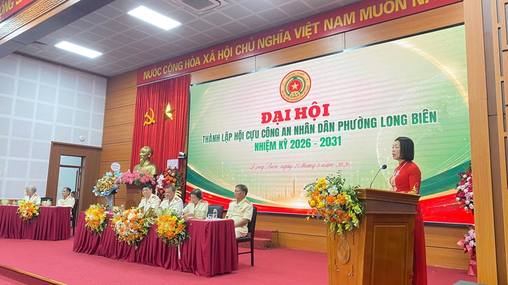 Đại hội thành lập Hội Cựu Công an nhân dân phường Long Biên nhiệm kỳ 2026 - 2031: Đoàn kết - Trách nhiệm - Kỷ cương - Phát triển- Ảnh 7.