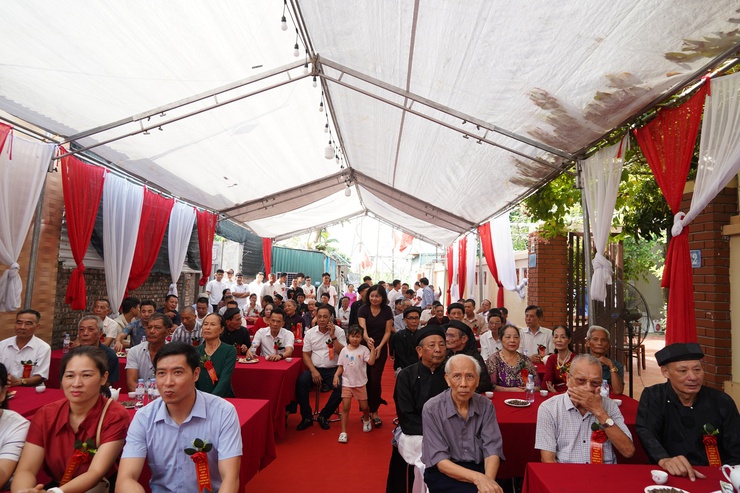 Phường Chương Mỹ đón nhận Bằng xếp hạng Di tích lịch sử cấp Thành phố đối với Đình Giang Lẻ- Ảnh 9.