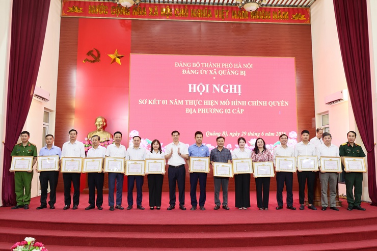 Xã Quảng Bị sơ kết 1 năm thực hiện mô hình chính quyền địa phương 2 cấp- Ảnh 8.