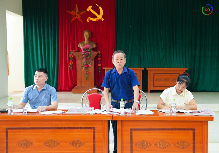 Đồng chí Nguyễn Trung Thành, Phó Bí thư Đảng ủy, Chủ tịch UBND xã Quốc Oai dự sinh hoạt Chi bộ thôn Phượng Cách 1 tháng 6 năm 2026- Ảnh 2.
