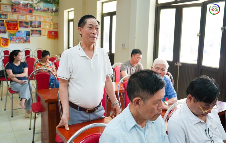 Đồng chí Nguyễn Trung Thành, Phó Bí thư Đảng ủy, Chủ tịch UBND xã Quốc Oai dự sinh hoạt Chi bộ thôn Phượng Cách 1 tháng 6 năm 2026- Ảnh 5.