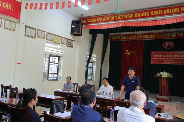67 hộ gia đình trên địa bàn xã Đông Sơn cũ tham dự Hội nghị đối thoại về Dự thảo phương án hỗ trợ, bồi thường khi bị thu hồi đất thực hiện Dự án cải tạo, nâng cấp Quốc lộ 6 đoạn Ba La – Xuân Mai- Ảnh 10.