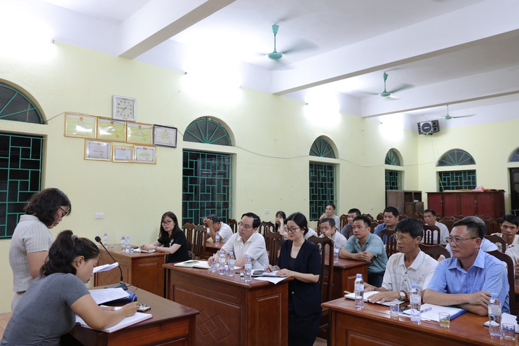 Bí thư Đảng ủy xã Phú Nghĩa Trịnh Tiến Tường dự buổi sinh hoạt định kỳ tháng 6 năm 2026 của Chi bộ thôn Trung Cao 1- Ảnh 4.
