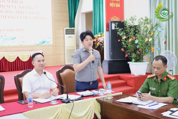 UBND xã Phú Cát tổ chức hội nghị đánh giá kết quả thực hiện nhiệm vụ 6 tháng đầu năm, triển khai nhiệm vụ trọng tâm 6 tháng cuối năm 2026- Ảnh 10.