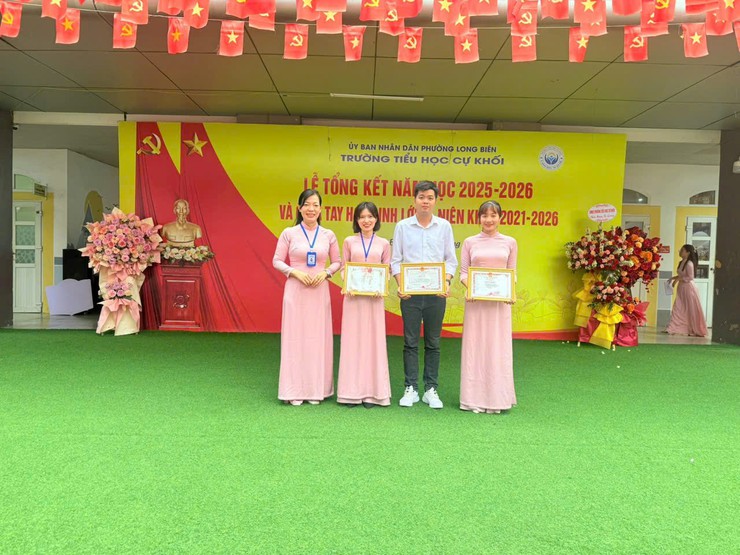 Trường Tiểu học Cự Khối tổ chức Lễ Tổng kết năm học 2025 - 2026 và chia tay học sinh khối 5 niên khóa 2021 - 2026- Ảnh 7.