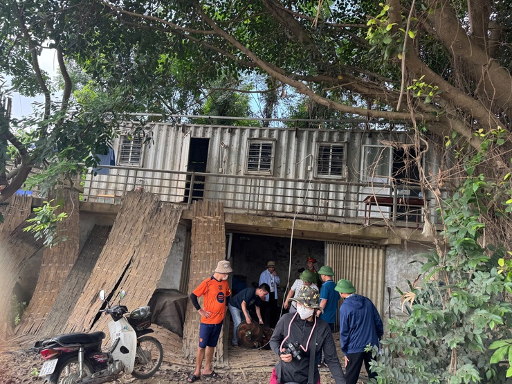 XÃ TRUNG GIÃ RA QUÂN CƯỠNG CHẾ CÁC CÔNG TRÌNH VI PHẠM ĐẤT ĐAI TRÊN ĐỊA BÀN- Ảnh 11.