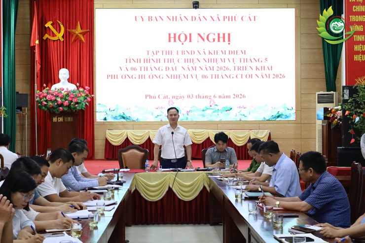 UBND xã Phú Cát tổ chức hội nghị đánh giá kết quả thực hiện nhiệm vụ 6 tháng đầu năm, triển khai nhiệm vụ trọng tâm 6 tháng cuối năm 2026- Ảnh 14.
