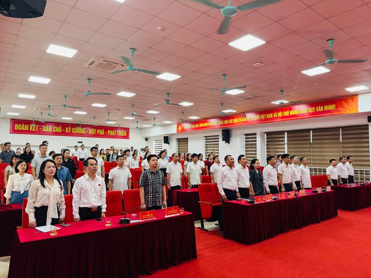 Phường Xuân Phương tổ chức chào cờ, sinh hoạt dưới cờ 6/2026- Ảnh 2.
