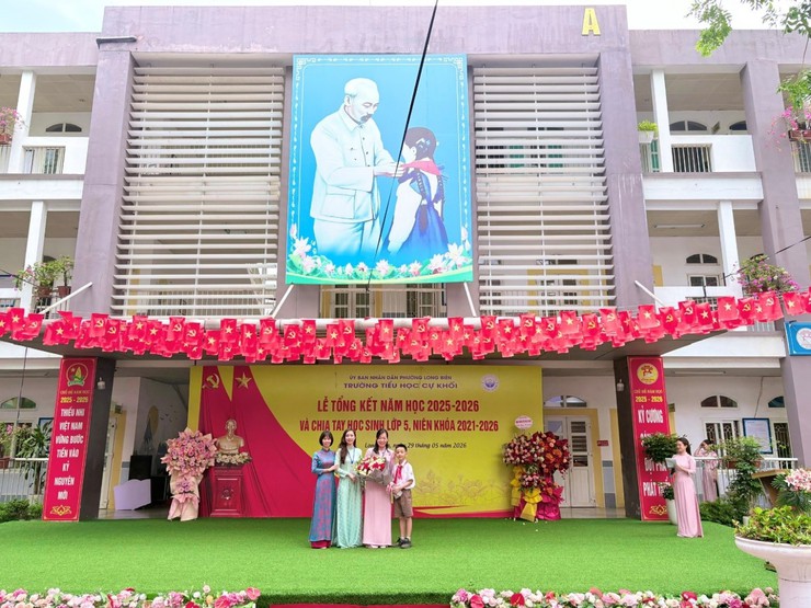 Trường Tiểu học Cự Khối tổ chức Lễ Tổng kết năm học 2025 - 2026 và chia tay học sinh khối 5 niên khóa 2021 - 2026- Ảnh 2.