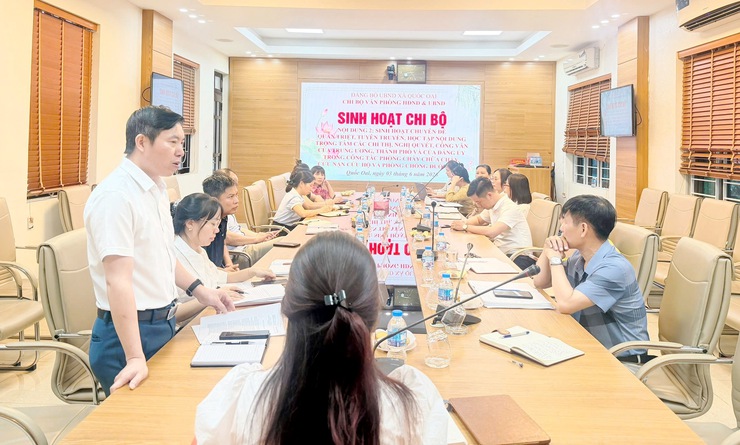 Chi bộ Văn phòng HĐND -UBND xã Quốc Oai sinh hoạt chuyên đề về công tác phòng cháy, chữa cháy và phòng chống đuối nước trẻ em- Ảnh 2.