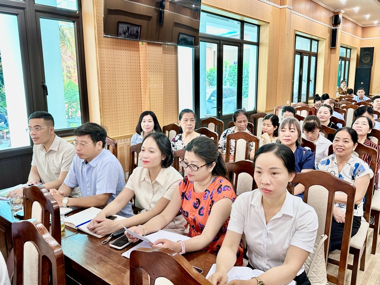 Xã Đại Thanh: Hội nghị giao ban giữa Đảng ủy - HĐND - UBND - Ủy ban MTTQ Việt Nam xã đánh giá kết quả thực hiện nhiệm vụ công tác tháng 5/2026, triển khai nhiệm vụ trọng tâm tháng 6/2026.- Ảnh 6.