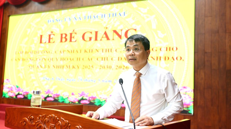 THẠCH THẤT: BẾ GIẢNG LỚP BỒI DƯỠNG, CẬP NHẬT KIẾN THỨC, KỸ NĂNG CHO CÁN BỘ NGUỒN QUY HOẠCH CÁC CHỨC DANH LÃNH ĐẠO, QUẢN LÝ- Ảnh 1.