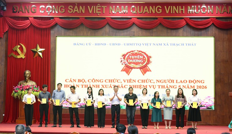 THẠCH THẤT TỔ CHỨC CHÀO CỜ ĐẦU THÁNG, TRIỂN KHAI NHIỆM VỤ TRỌNG TÂM THÁNG 6/2026- Ảnh 4.