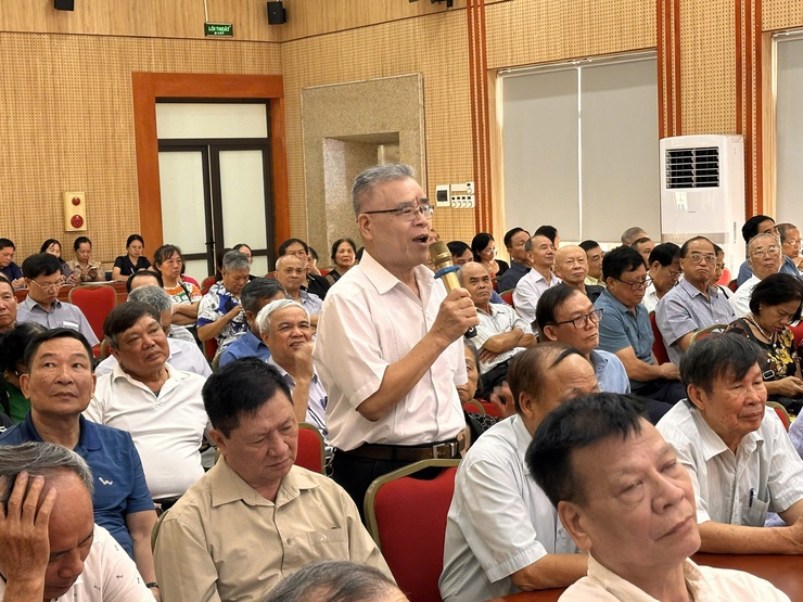 Cử tri phường Phương Liệt tin tưởng, gửi gắm phản ánh nhiều ý kiến, kiến nghị  tại các Hội nghị tiếp xúc cử tri trước kỳ họp thường lệ giữa năm 2026 HĐND phường khóa II, nhiệm kỳ 2026-2031- Ảnh 7.