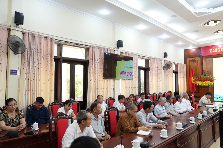 Ủy ban MTTQ Việt Nam xã Quảng Oai tổ chức Hội nghị lần thứ Năm- Ảnh 4.