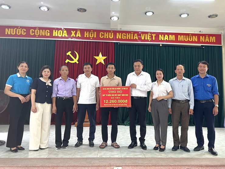 Xã Phúc Lộc hoàn thành vượt chỉ tiêu vận động ủng hộ Quỹ "Vì biển, đảo Việt Nam" năm 2026- Ảnh 1.