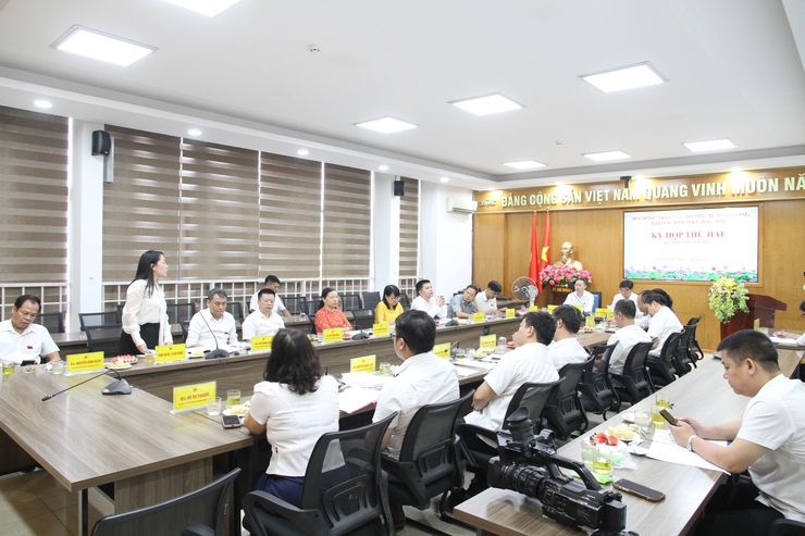 HĐND phường Xuân Phương thông qua nhiều nghị quyết quan trọng về đầu tư công và phát triển hạ tầng- Ảnh 5.