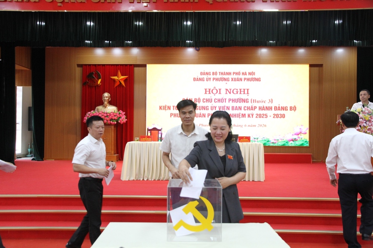 Đảng ủy phường Xuân Phương tổ chức các hội nghị thực hiện quy trình về công tác cán bộ- Ảnh 4.