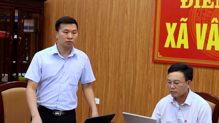 Ban Kinh tế - Ngân sách HĐND xã Vân Đình giám sát công tác chuyển đổi số và cải cách hành chính tại Phòng Văn hóa - Xã hội- Ảnh 2.