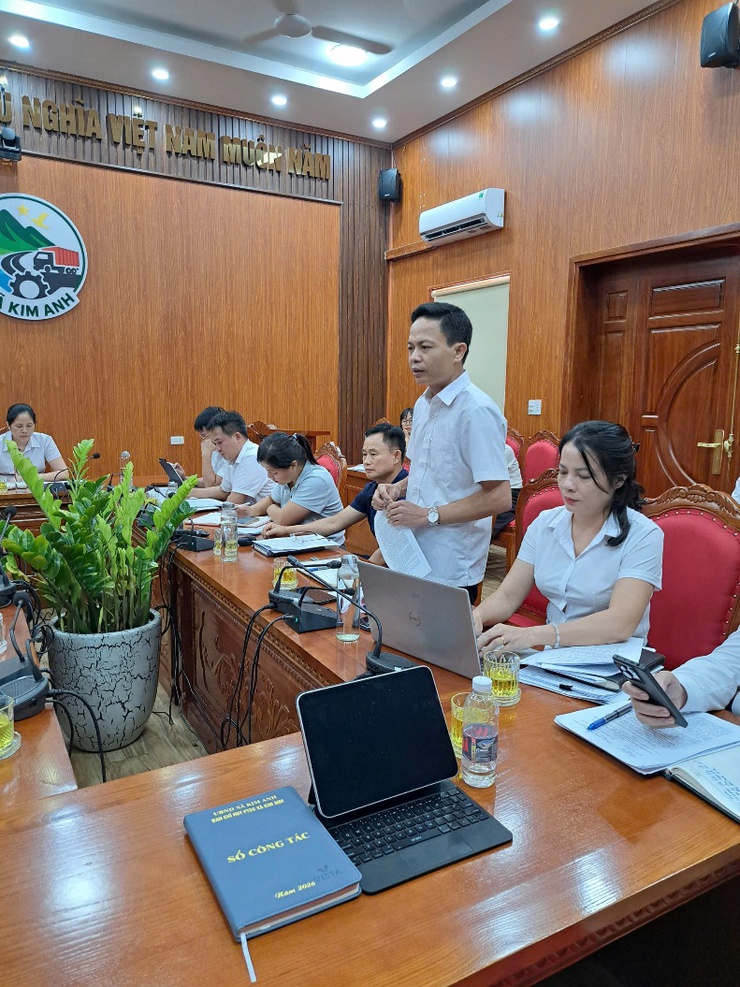 THƯỜNG TRỰC HĐND XÃ KIM ANH GIÁM SÁT VIỆC THU, CHI, QUẢN LÝ VÀ SỬ DỤNG NGÂN SÁCH NHÀ NƯỚC NĂM 2025 VÀ 6 THÁNG ĐẦU NĂM 2026- Ảnh 3.