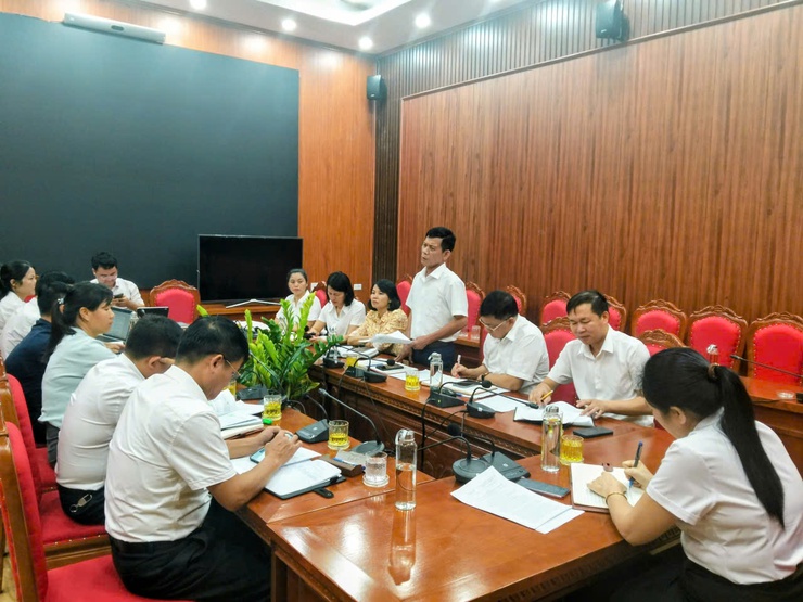 THƯỜNG TRỰC HĐND XÃ KIM ANH GIÁM SÁT VIỆC THU, CHI, QUẢN LÝ VÀ SỬ DỤNG NGÂN SÁCH NHÀ NƯỚC NĂM 2025 VÀ 6 THÁNG ĐẦU NĂM 2026- Ảnh 5.
