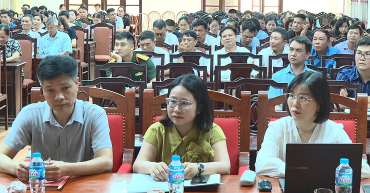 UBND xã Phúc Thọ vừa tổ chức tập huấn nội dung cải cách hành chính xã Phúc Thọ, Phúc Lộc năm 2026 nâng cao tư duy và kỹ năng giao tiếp hành chính trong kỷ nguyên số- Ảnh 4.