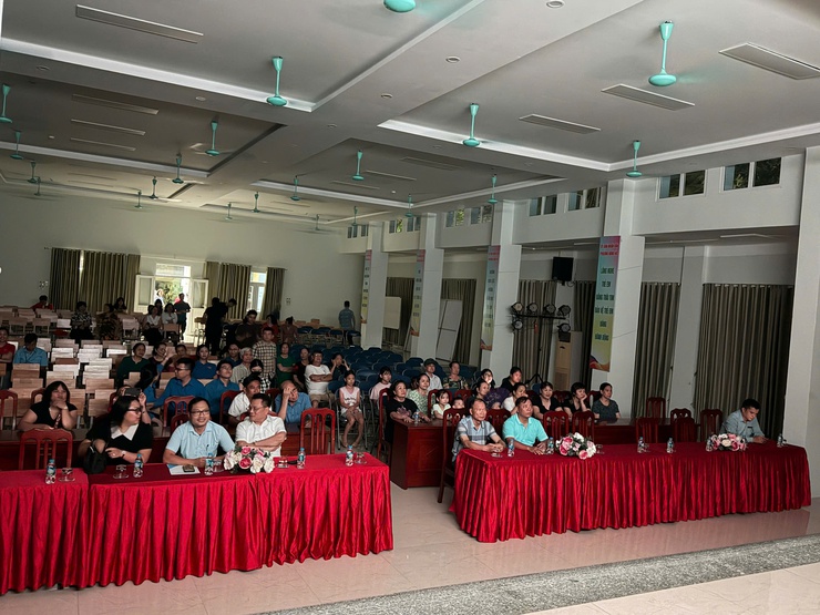 TUYÊN TRUYỀN BUỔI CHIẾU PHIM KỶ NIỆM CÁC NGÀY LỄ LỚN 30/4, 1/5, 7/5, 19/5 NĂM 2026- Ảnh 2.