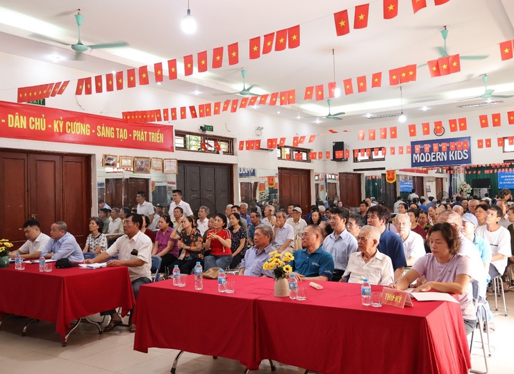 Hội nghị tiếp xúc cử tri với đại biểu HĐND phường trước kỳ họp thứ Ba HĐND phường Đông Ngạc, nhiệm kỳ 2026-2031- Ảnh 1.