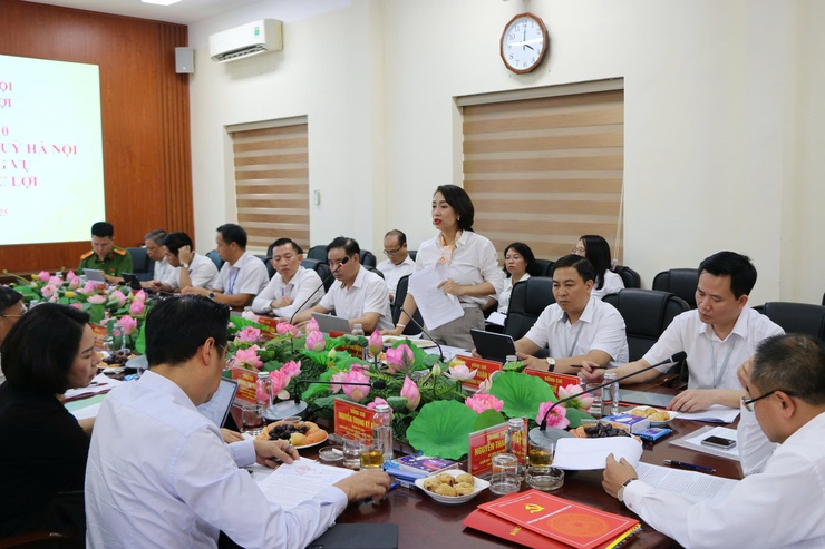 Đoàn Giám sát số 10 của Ban Thường vụ Thành ủy Hà Nội làm việc với phường Phúc Lợi- Ảnh 2.