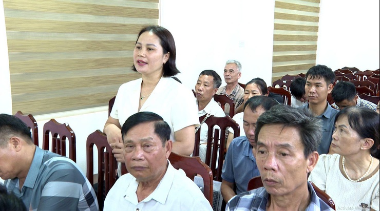 UBND xã Hát Môn tổ chức giao ban thường kỳ đánh giá kết quả thực hiện nhiệm vụ tháng 5 và triển khai phương hướng nhiệm vụ trọng tâm tháng 6.- Ảnh 4.