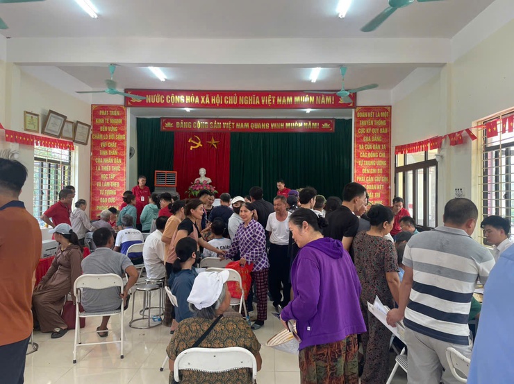 CHI TRẢ BỒI THƯỜNG GIẢI PHÓNG MẶT BẰNG DỰ ÁN KHU ĐÔ THỊ THỂ THAO OLYMPIC CHO 136 HỘ DÂN THÔN PHƯƠNG NHỊ- Ảnh 1.