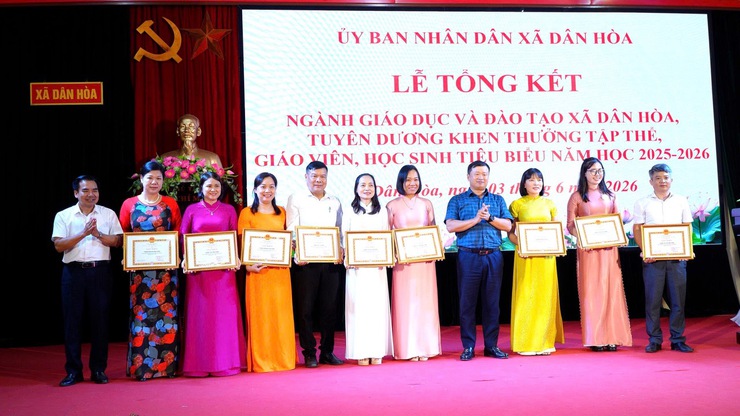 DÂN HÒA TỔNG KẾT NĂM HỌC 2025-2026: NHIỀU ĐIỂM SÁNG TRONG ĐỔI MỚI GIÁO DỤC- Ảnh 7.