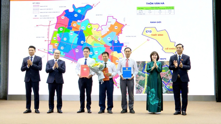 THƯ LÂM TỔ CHỨC LỄ CÔNG BỐ NGHỊ QUYẾT, QUYẾT ĐỊNH THÀNH LẬP THÔN VÀ SƠ KẾT 01 NĂM THỰC HIỆN MÔ HÌNH CHÍNH QUYỀN ĐỊA PHƯƠNG 02 CẤP- Ảnh 15.