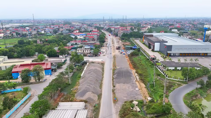 Xã Phú Nghĩa hoàn thành bàn giao 100% mặt bằng Dự án đầu tư Cải tạo, nâng cấp Quốc lộ 6 đoạn Ba La - Xuân Mai (qua địa bàn xã Phú Nghĩa) trước ngày 30/6- Ảnh 1.