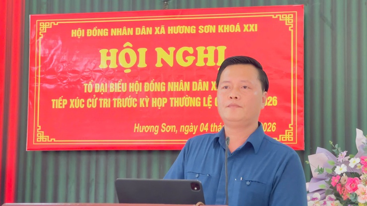 Đồng chí Bí thư Đảng ủy Trần Đức Hải tiếp xúc cử tri trước Kỳ họp thứ hai HĐND xã Hương Sơn khóa XXI- Ảnh 12.