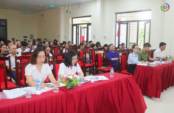Chi bộ thôn Phủ Quốc tổ chức sinh hoạt định kỳ và sinh hoạt chuyên đề tháng 6 năm 2026- Ảnh 2.
