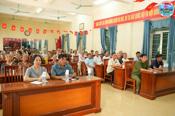 TỔ ĐẠI BIỂU HĐND XÃ HƯNG ĐẠO TIẾP XÚC CỬ TRI ĐƠN VỊ BẦU CỬ SỐ 03 TRƯỚC KỲ HỌP THỨ TƯ HĐND XÃ KHÓA II, NHIỆM KỲ 2026 - 2031- Ảnh 2.