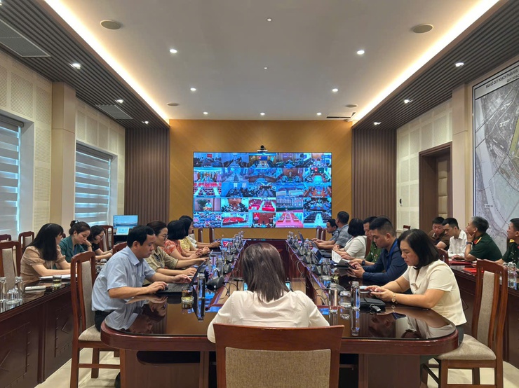 Phường Long Biên tham dự Hội nghị tập huấn nâng cao kỹ năng viết, biên tập tin, bài trên Cổng thông tin điện tử- Ảnh 1.