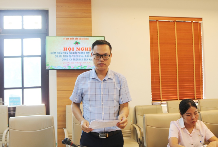 XÃ QUỐC OAI HỌP KIỂM ĐIỂM TIẾN ĐỘ GIẢI PHÓNG MẶT BẰNG CÁC DỰ ÁN TRỌNG ĐIỂM TRÊN ĐỊA BÀN- Ảnh 2.