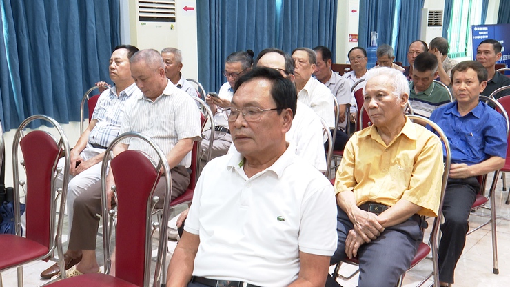 Đồng chí Bí thư Đảng ủy xã Phú Xuyên dự sinh hoạt Chi bộ thôn Phú Thịnh- Ảnh 8.
