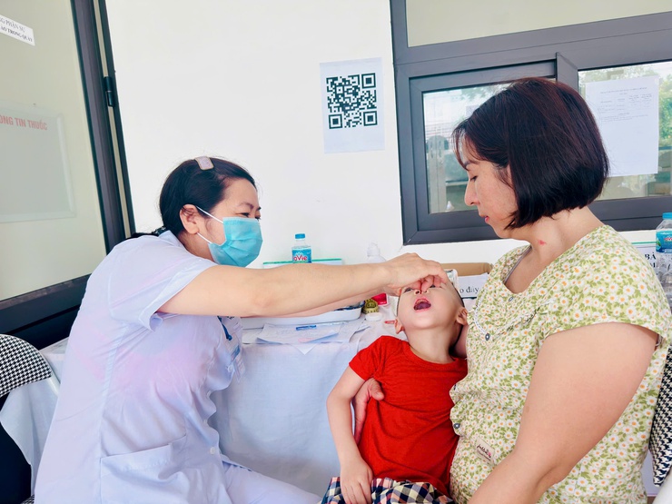 Xã Nam Phù hoàn thành chiến dịch bổ sung Vitamin A đợt 1 năm 2026, đạt tỷ lệ 99,8%- Ảnh 6.