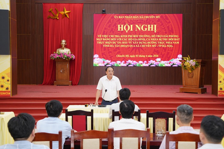 Chi trả kinh phí bồi thường, hỗ trợ giải phóng mặt bằng thực hiện dự án đường trục phía nam- Ảnh 1.