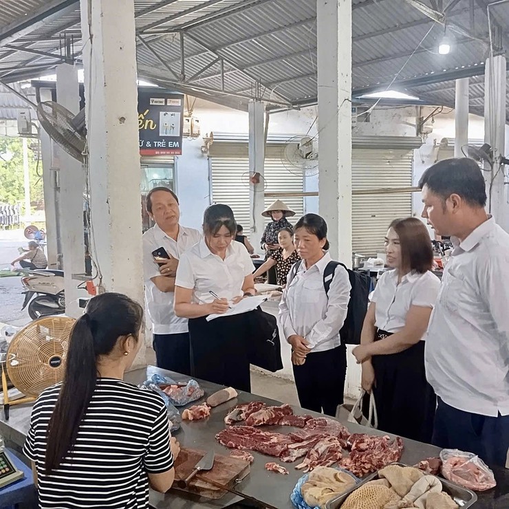 TRUNG TÂM DỊCH VỤ TỔNG HƠP XÃ ỨNG THIÊN TĂNG CƯƠNG TUYÊN TRUYỀN CÔNG TÁC QUẢN LÝ GIẾT MỔ, KINH DOANH SẢN PHẨM ĐỘNG VẬT- Ảnh 1.