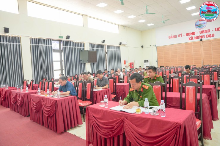XÃ HƯNG ĐẠO TỔ CHỨC HỘI NGHỊ KIỂM ĐIỂM TIẾN ĐỘ THỰC HIỆN NHIỆM VỤ PHÒNG CHÁY, CHỮA CHÁY VÀ CỨU NẠN, CỨU HỘ NĂM 2026- Ảnh 1.