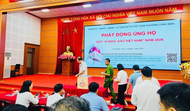 Uỷ ban MTTQ Việt Nam phường Long Biên phát huy tinh thần đoàn kết, chung tay hướng về biển đảo quê hương- Ảnh 2.