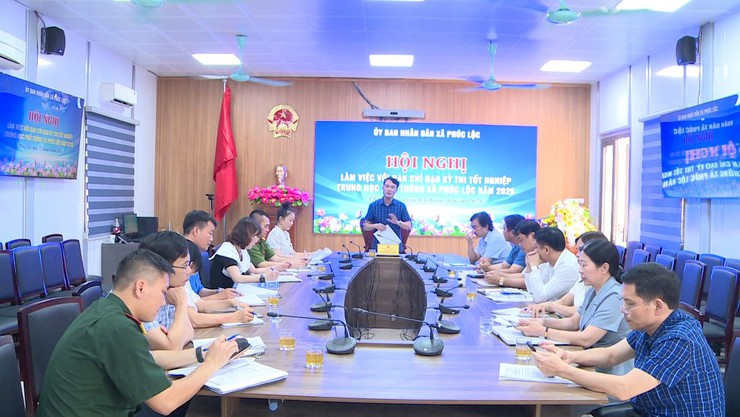 HỘI NGHỊ LÀM VIỆC VỚI BAN CHỈ ĐẠO KỲ THI TỐT NGHIỆP THPT NĂM 2026 TRÊN ĐỊA BÀN XÃ PHÚC LỘC- Ảnh 7.