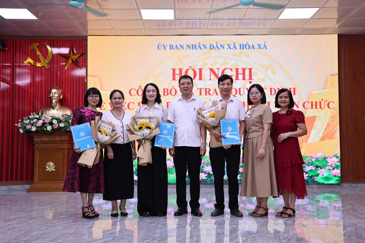 XÃ HÒA XÁ CÔNG BỐ CÁC QUYẾT ĐỊNH ĐIỀU ĐỘNG, BỔ NHIỆM CÁN BỘ QUẢN LÝ TRƯỜNG HỌC- Ảnh 5.